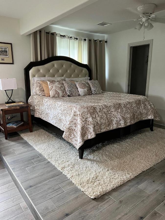 Kingwood Cottage - 10 Mins From Iah - Lake Front Humble Luaran gambar
