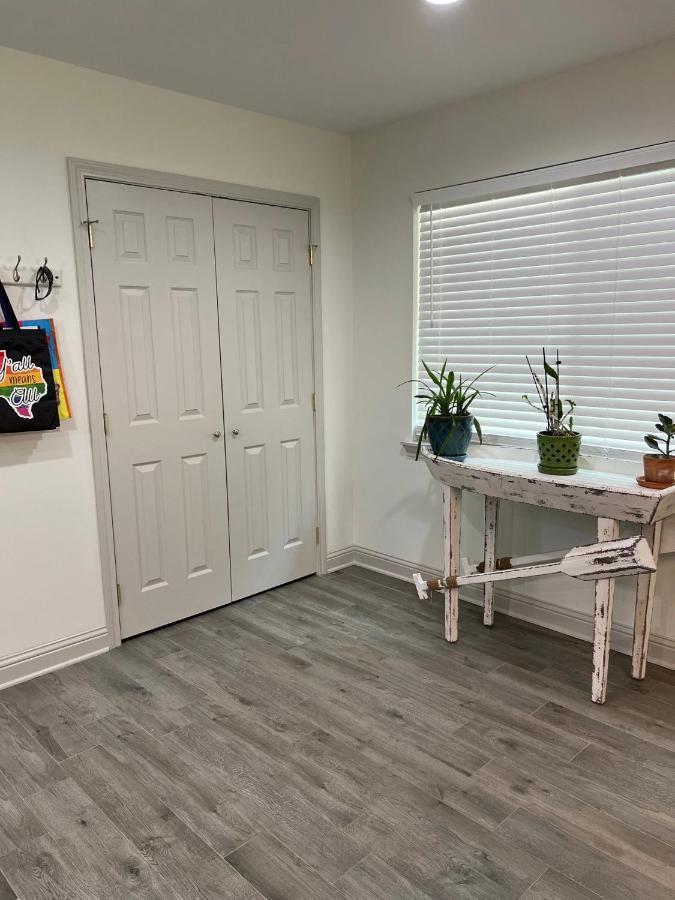 Kingwood Cottage - 10 Mins From Iah - Lake Front Humble Luaran gambar