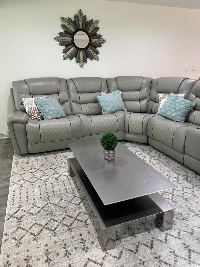 Kingwood Cottage - 10 Mins From Iah - Lake Front Humble Luaran gambar