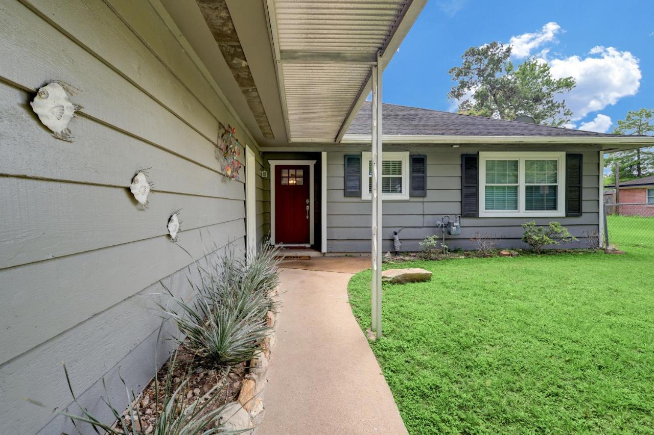 Kingwood Cottage - 10 Mins From Iah - Lake Front Humble Luaran gambar