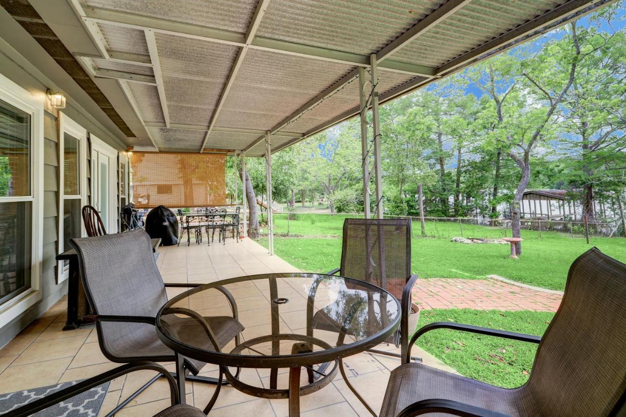 Kingwood Cottage - 10 Mins From Iah - Lake Front Humble Luaran gambar